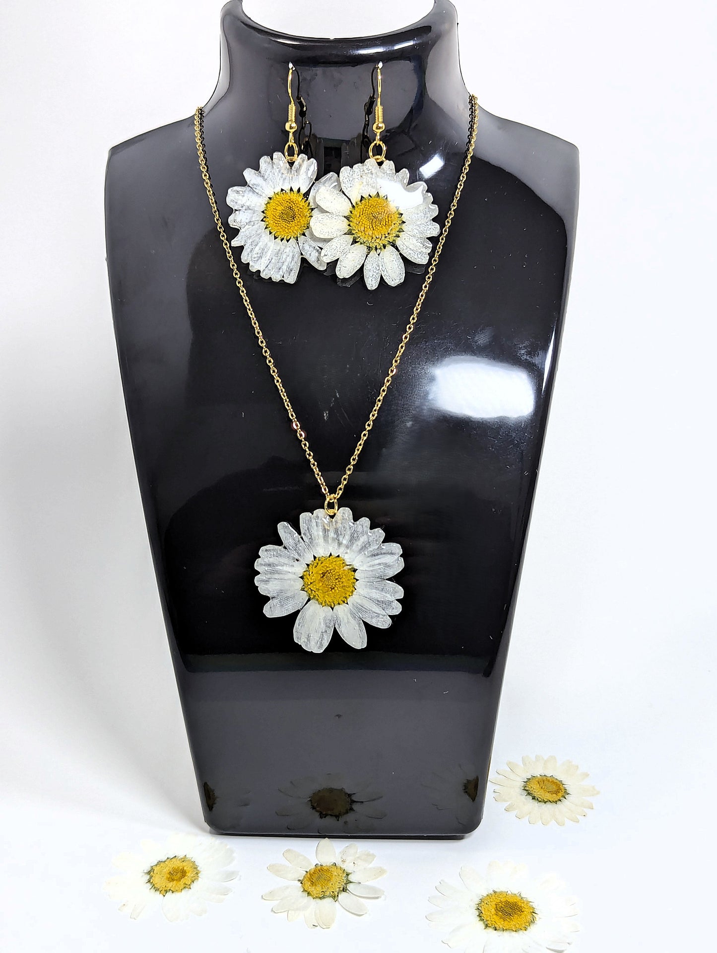 Real Daisy Flower Resin Jewelry