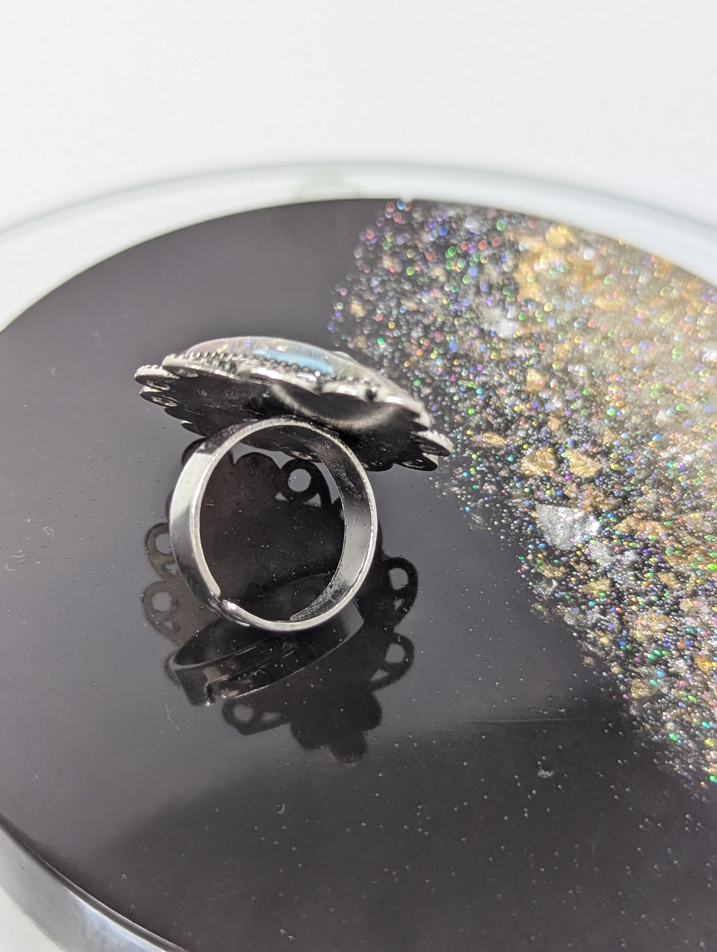 Broken Stone Resin Ring