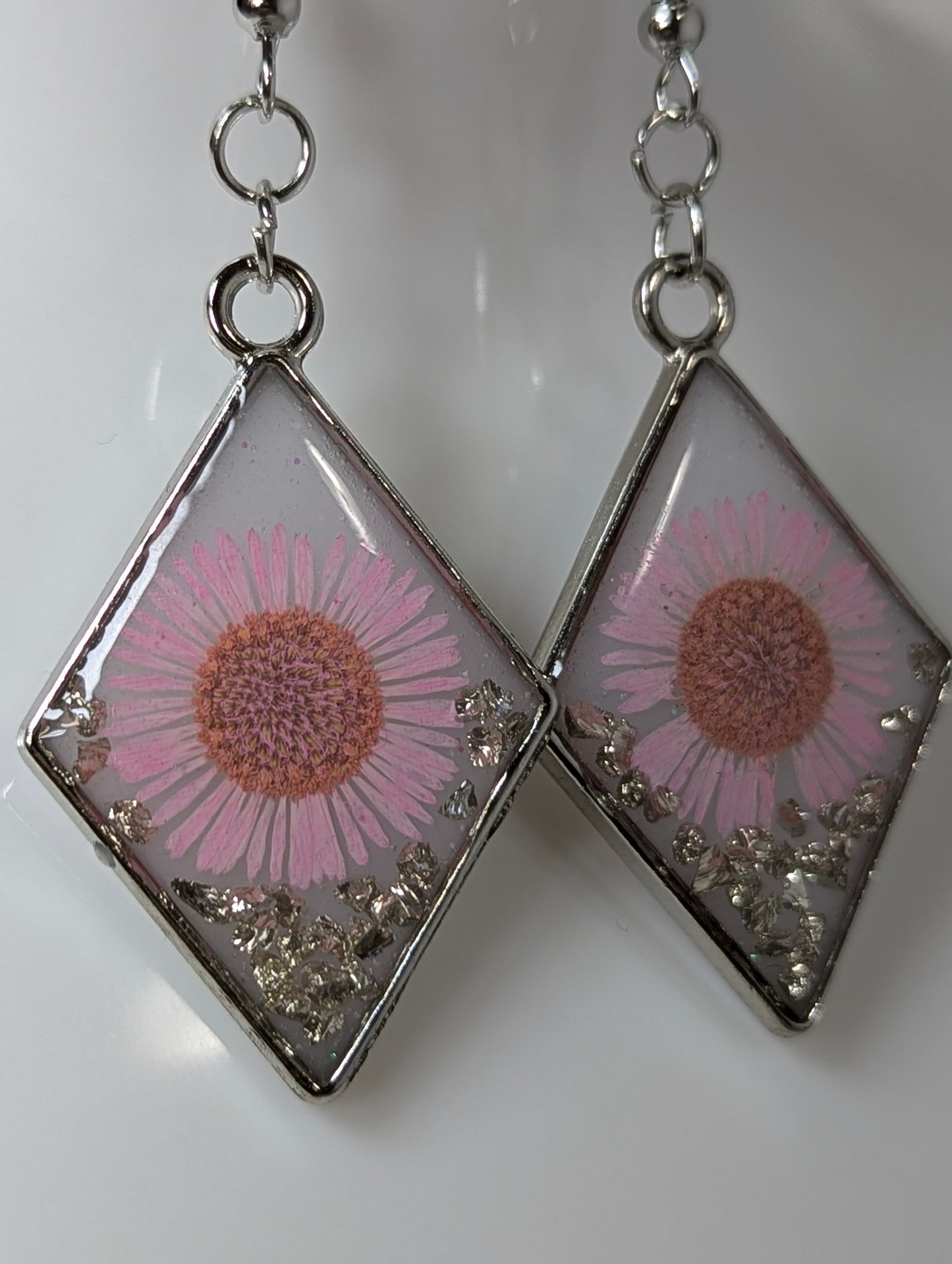 White Resin Earrings with Pink Daisy Flowers and Silver Stones