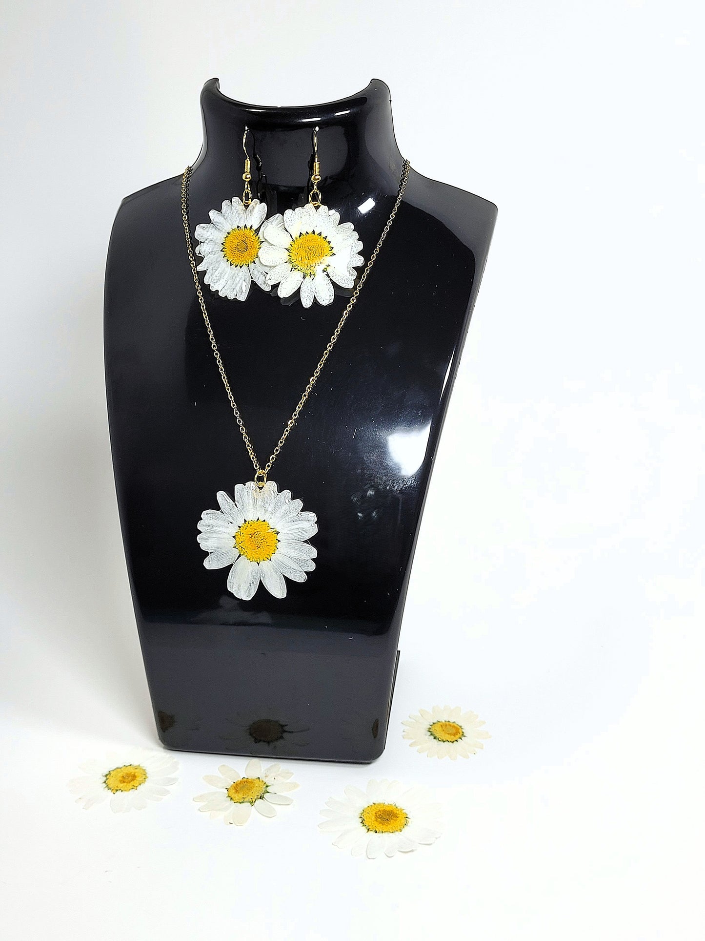 Real Daisy Flower Resin Jewelry