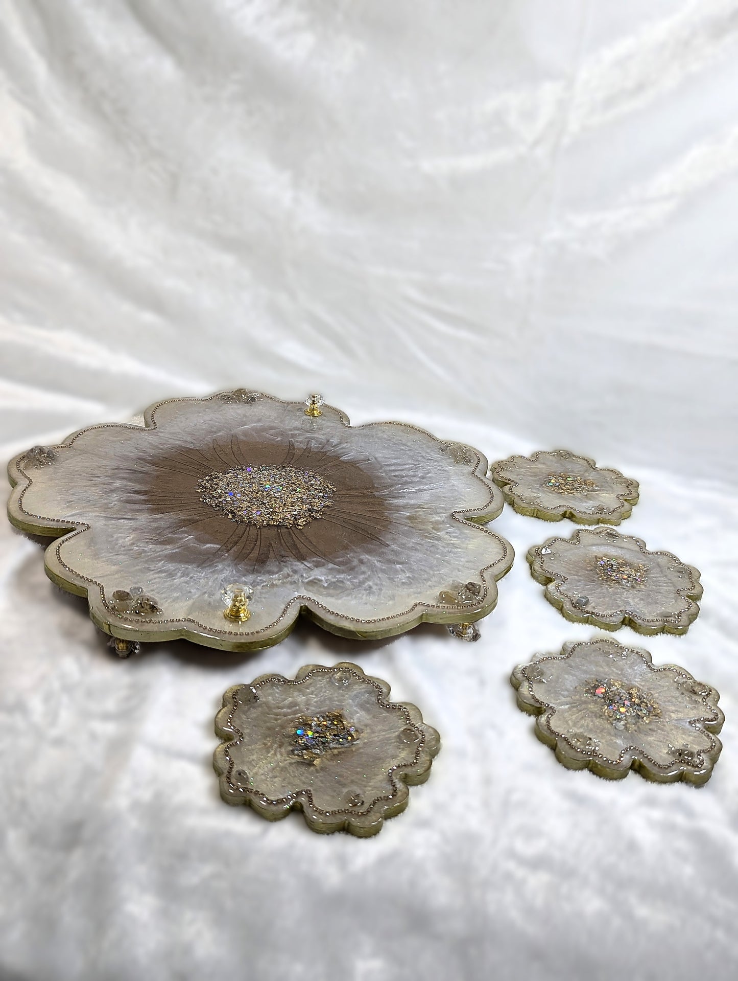 Resin Flower Shape Tray With Matching Coaster Set