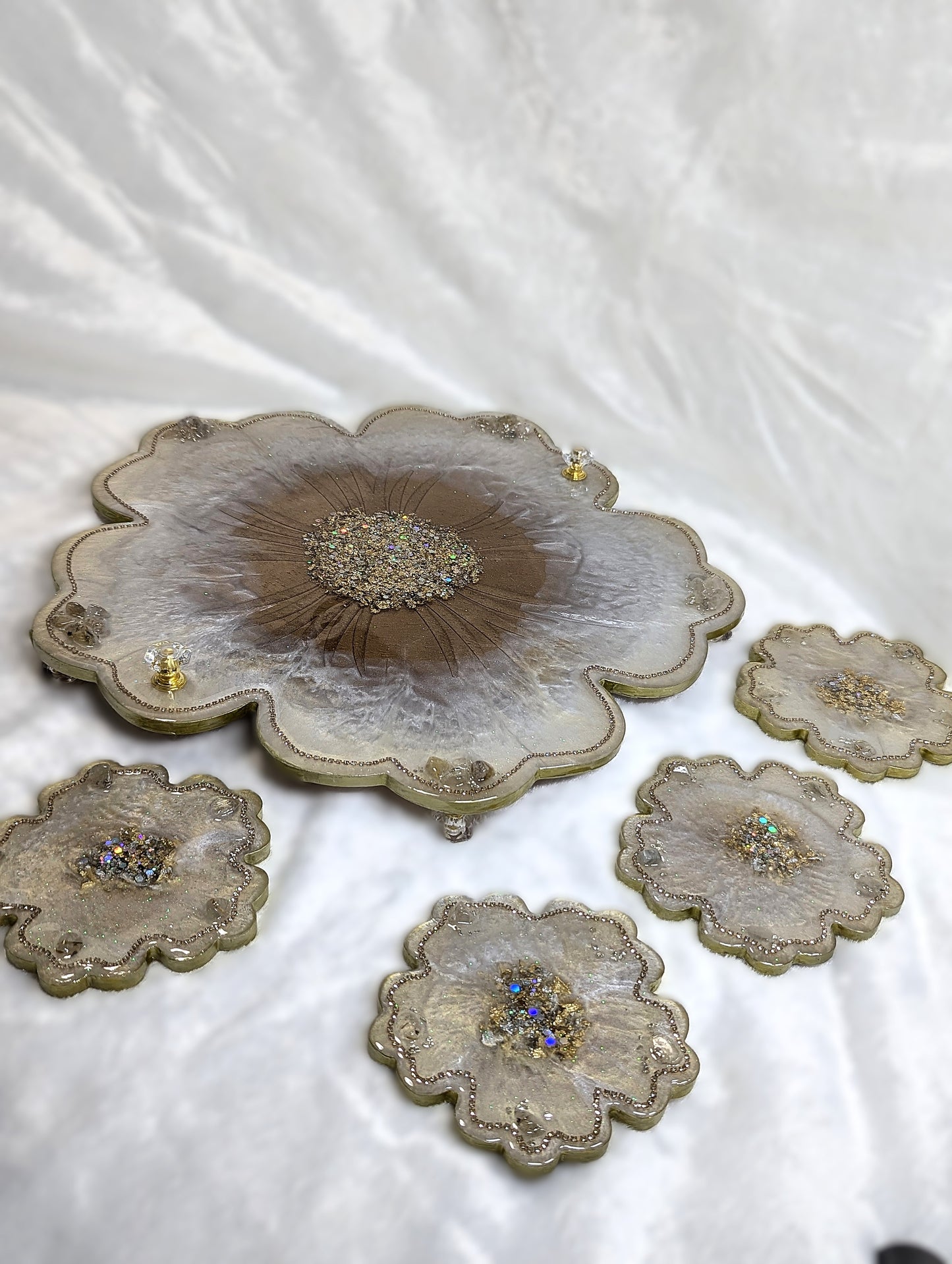Resin Flower Shape Tray With Matching Coaster Set