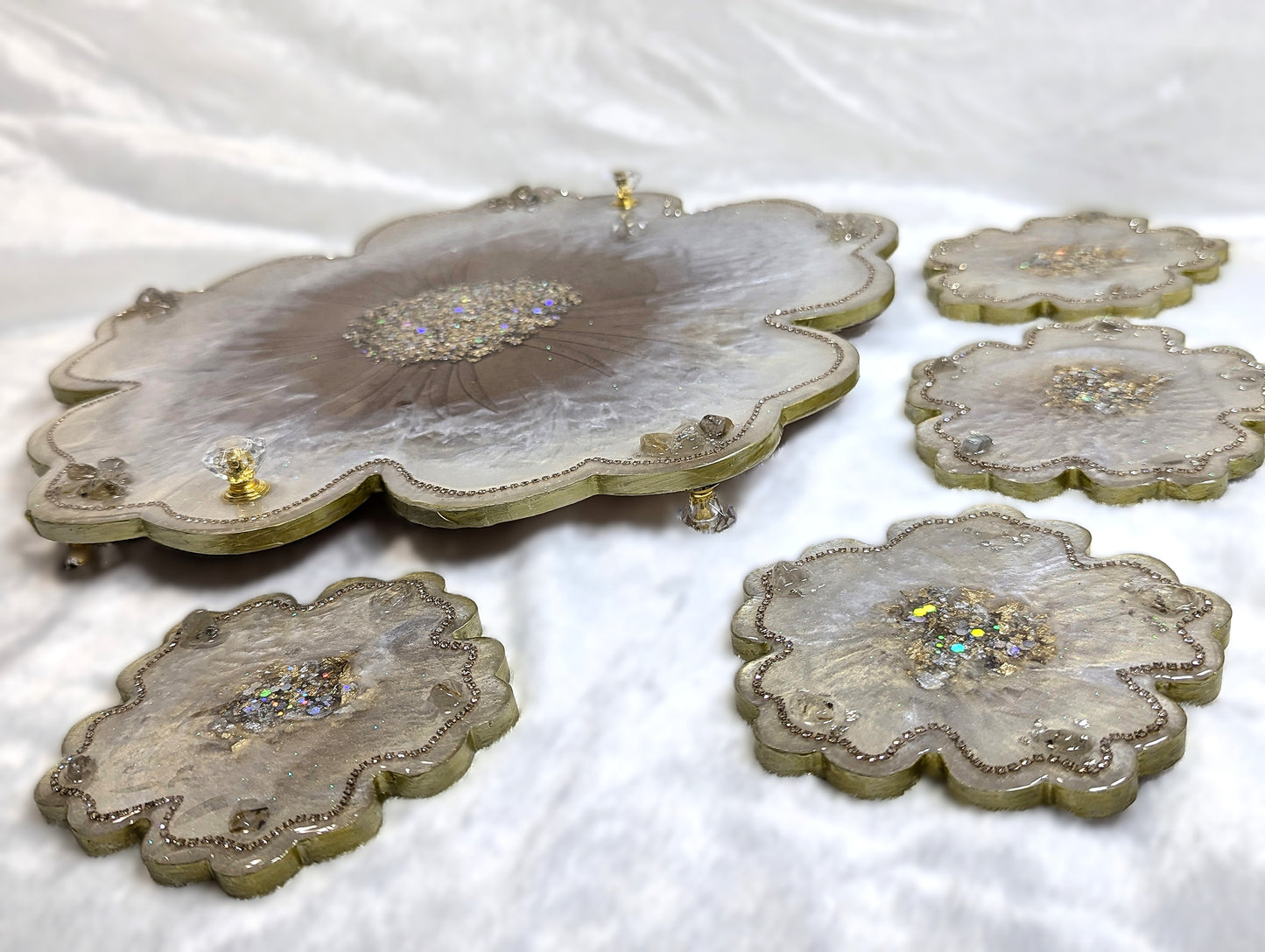 Resin Flower Shape Tray With Matching Coaster Set