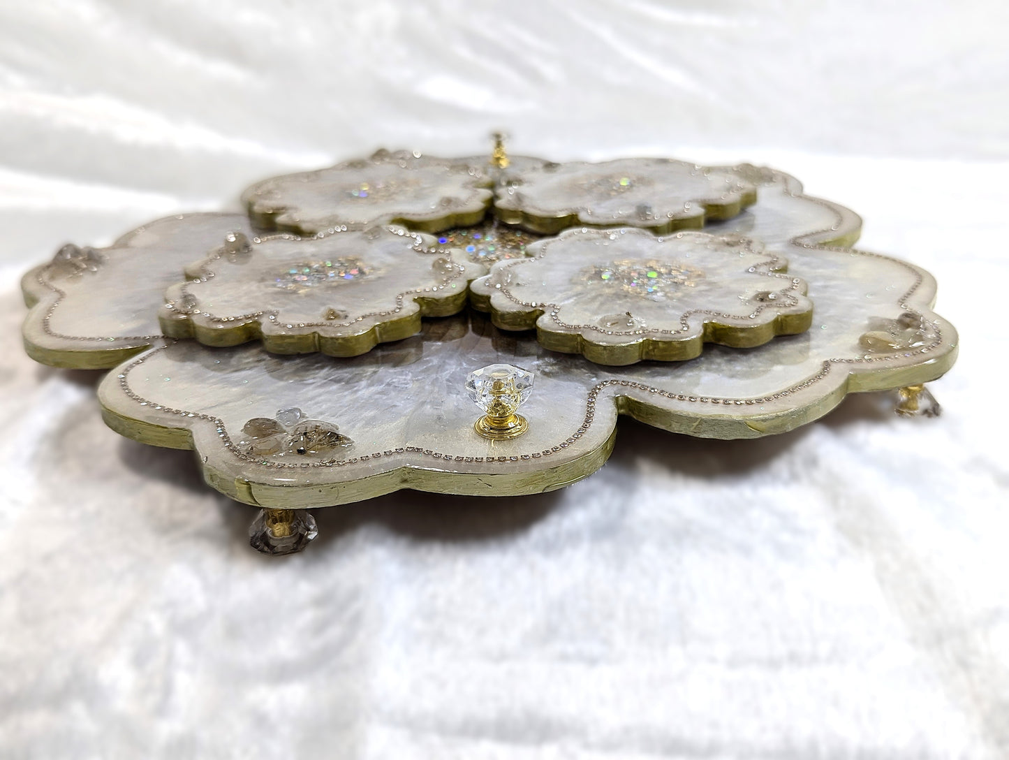 Resin Flower Shape Tray With Matching Coaster Set