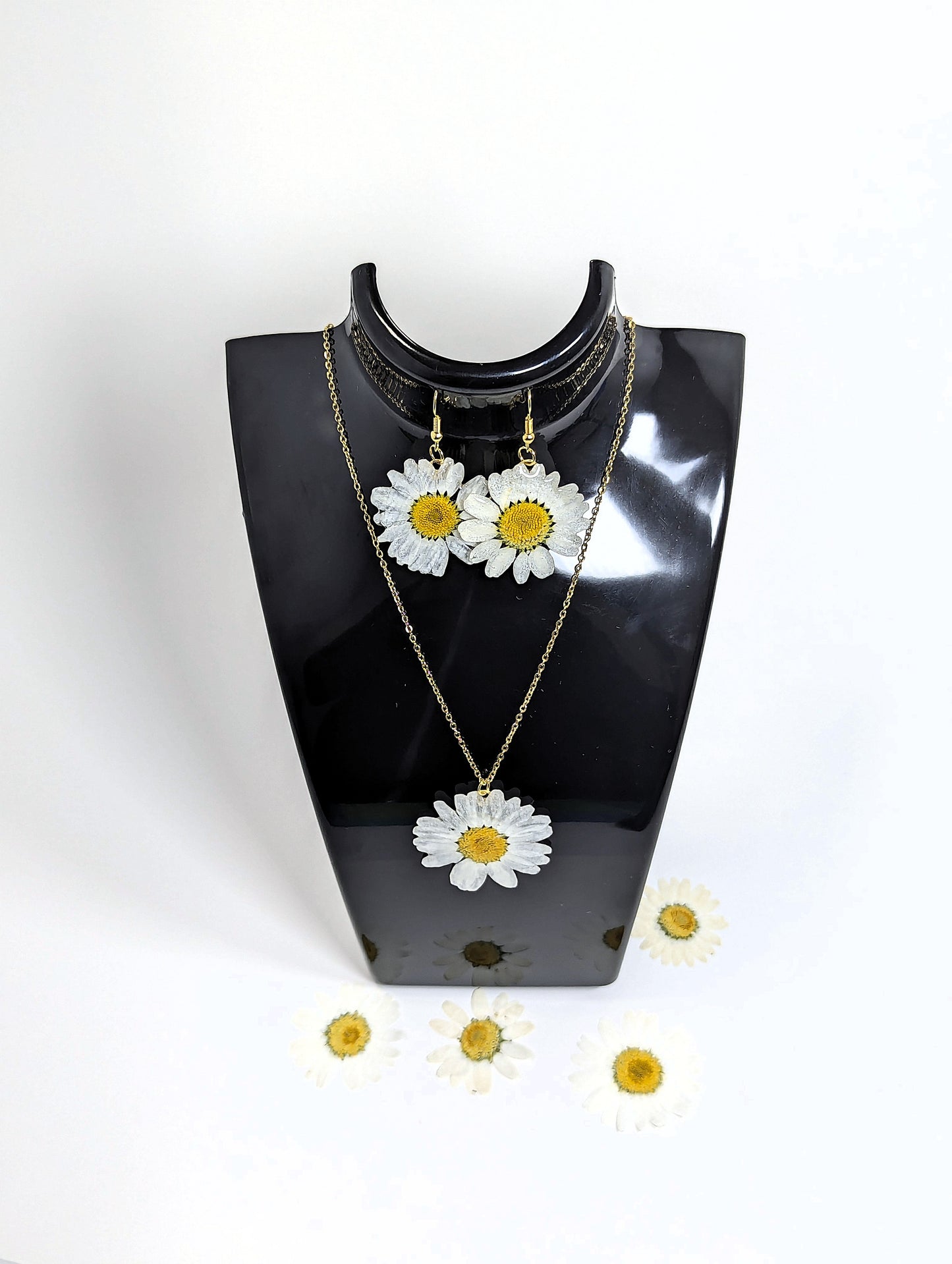 Real Daisy Flower Resin Jewelry