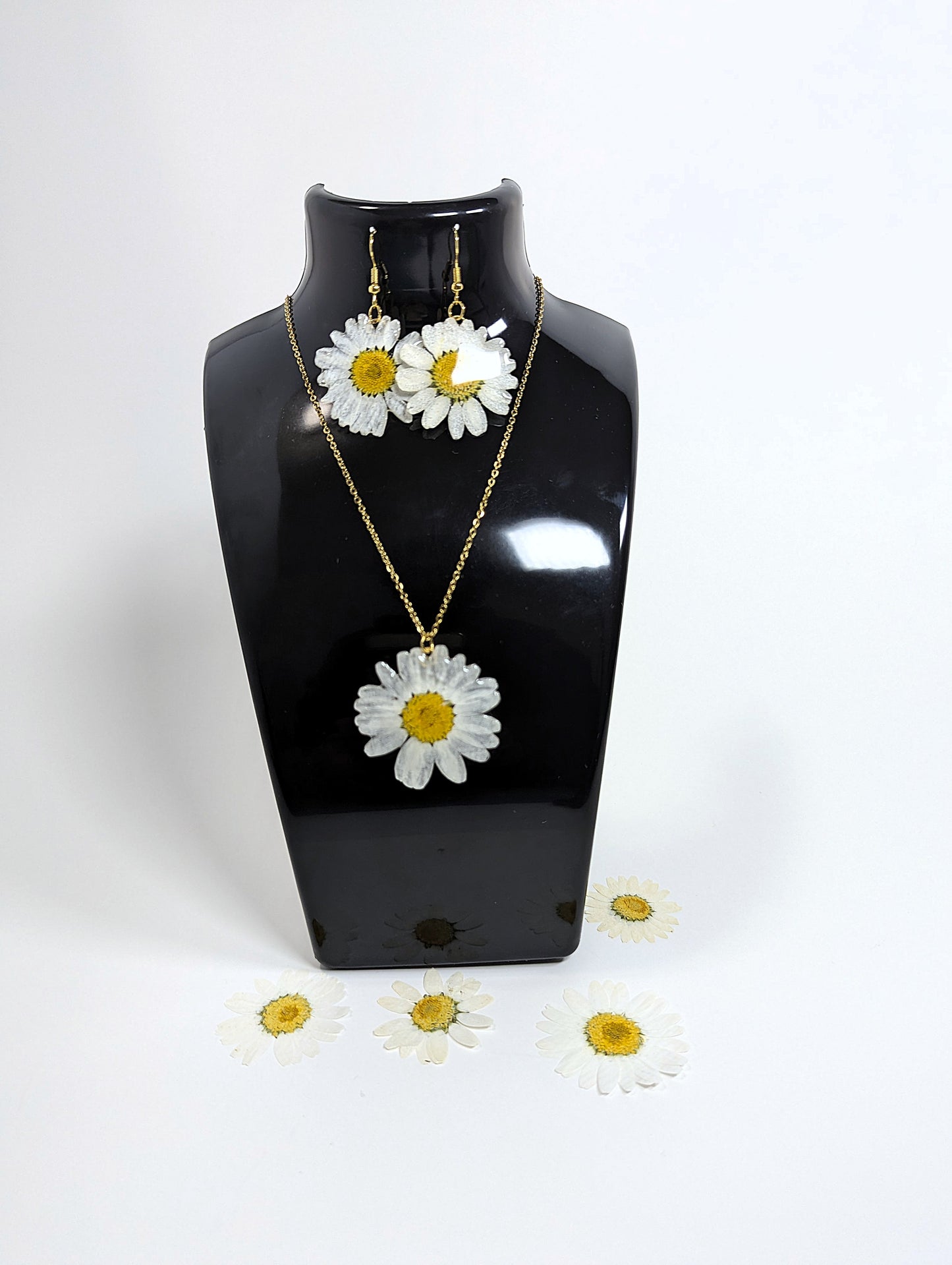 Real Daisy Flower Resin Jewelry