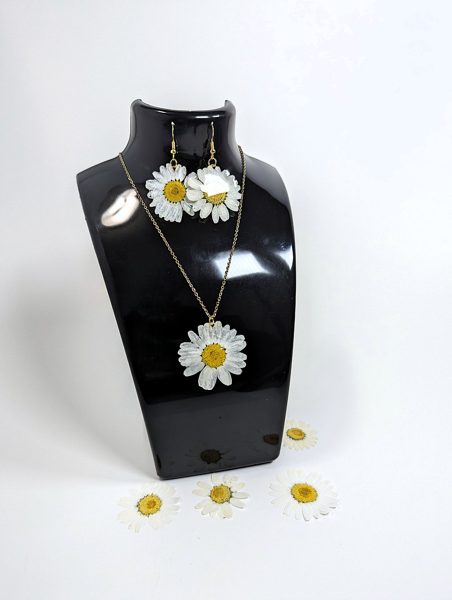 Real Daisy Flower Resin Jewelry