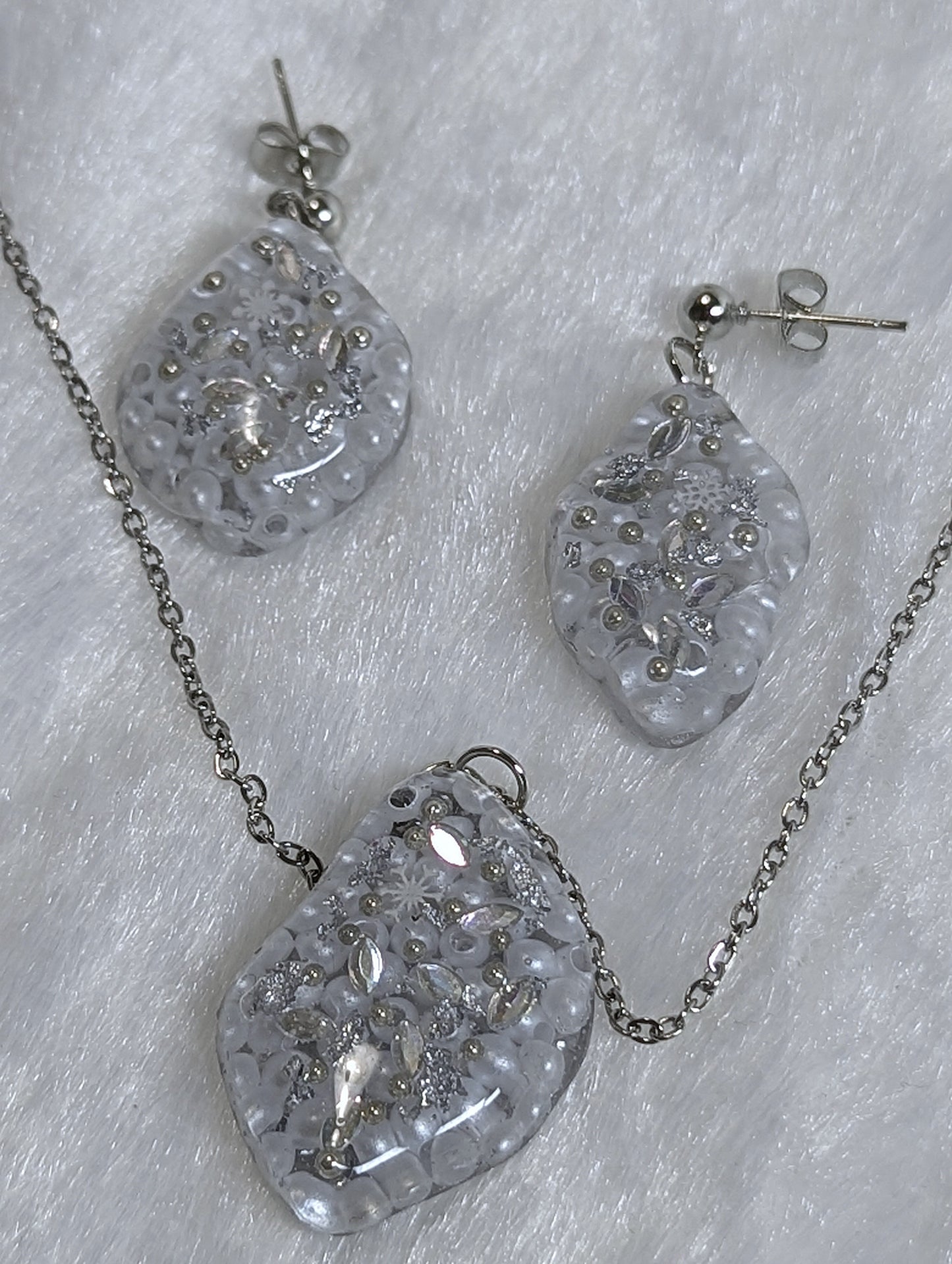 Pearl & Rhinestone Resin Jewelry