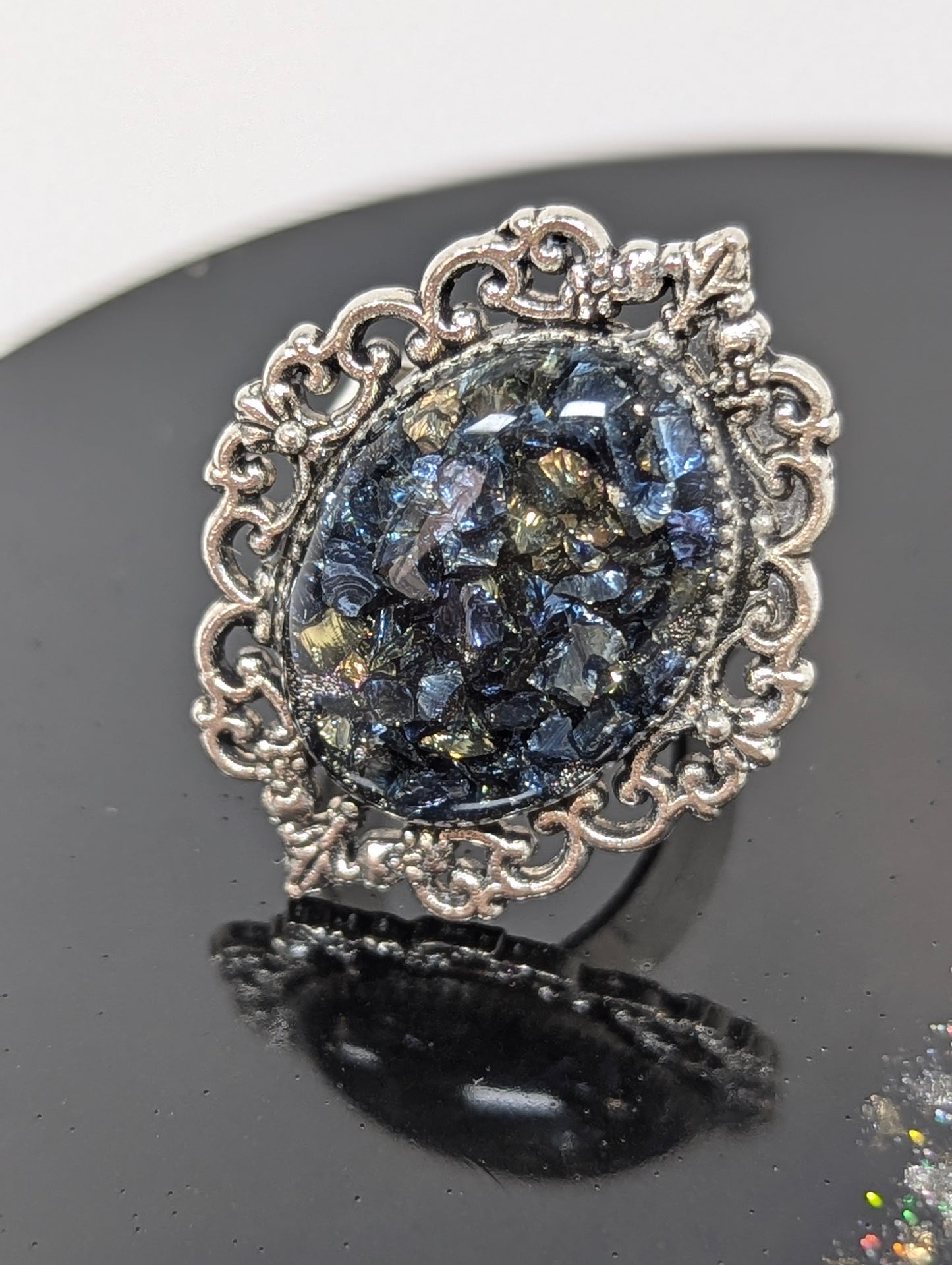 Broken Stone Antique Resin Ring
