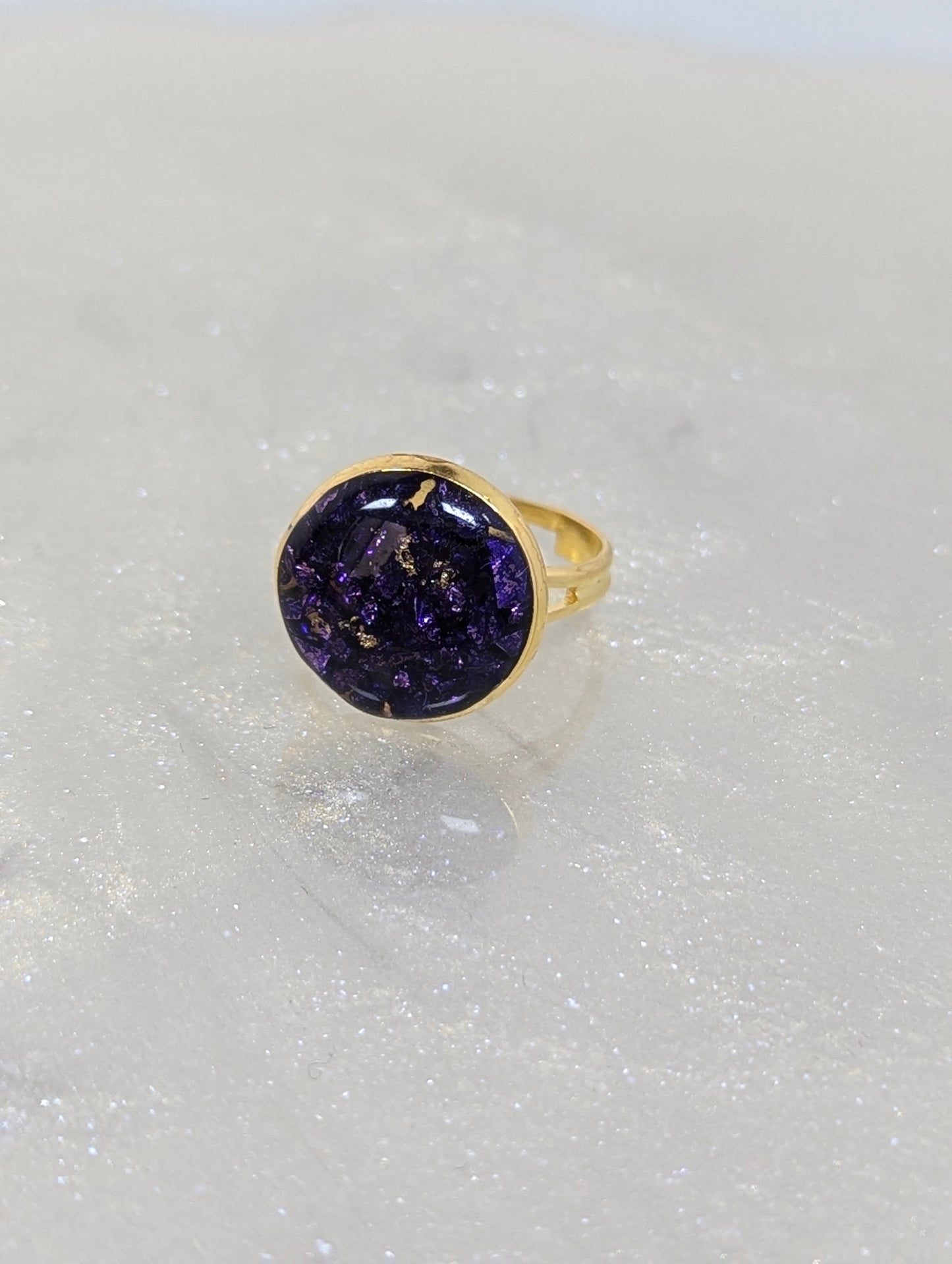 Purple Stones Ring with Gold Base