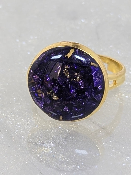 Purple Stones Ring with Gold Base