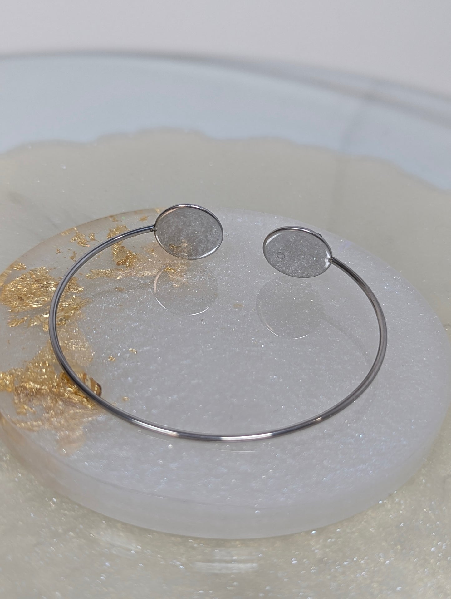 Silver-Gray Resin Bangle