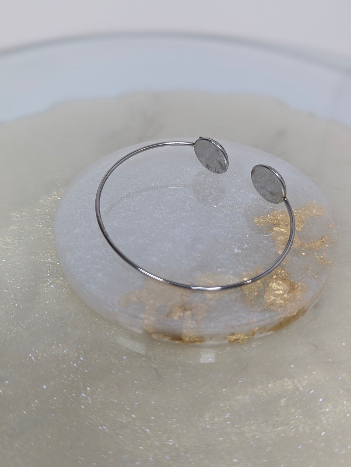 Green Stones Resin Bangle
