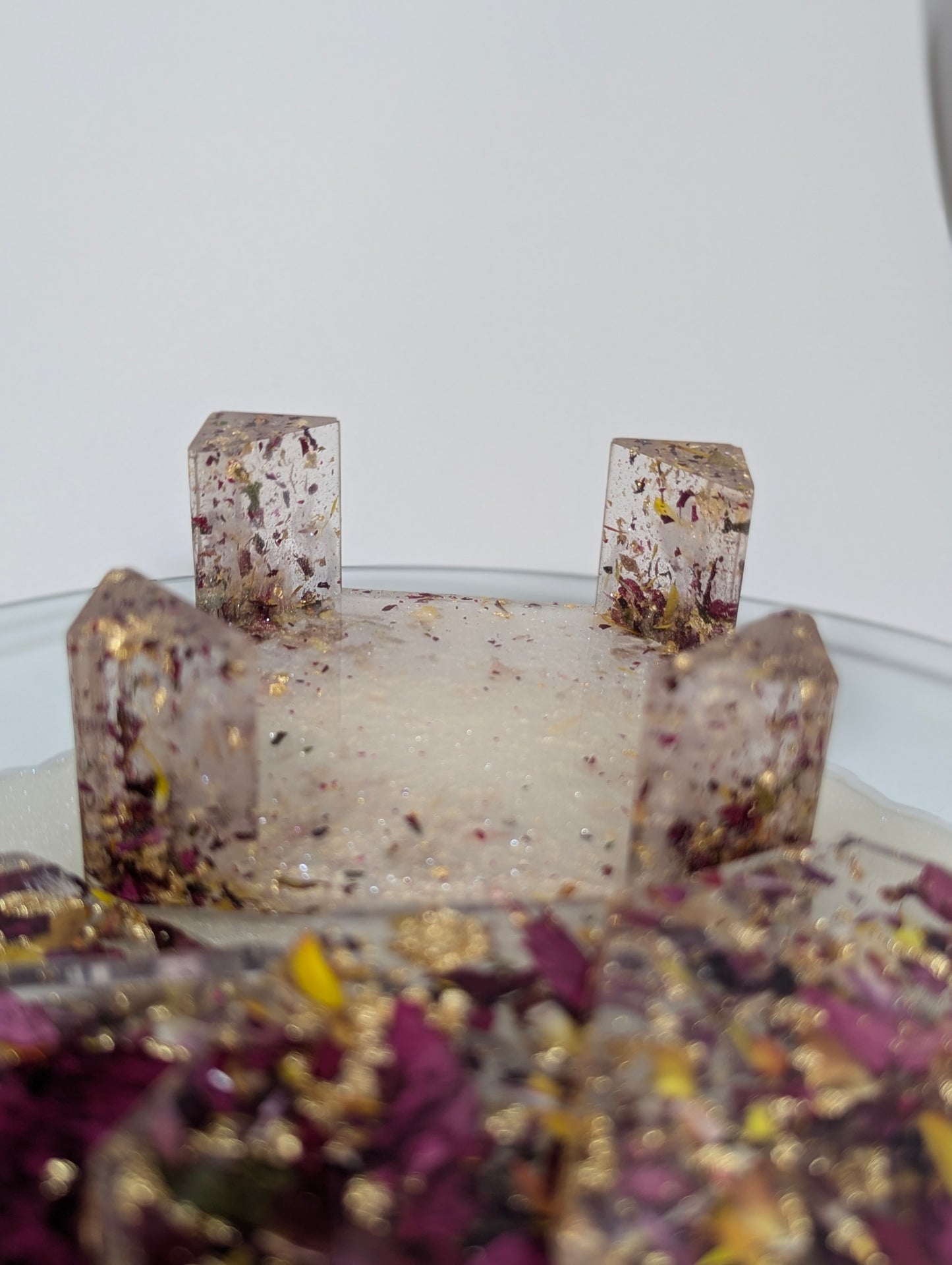 Rose Petals with Gold Flakes Resin Coaster Set with Stand