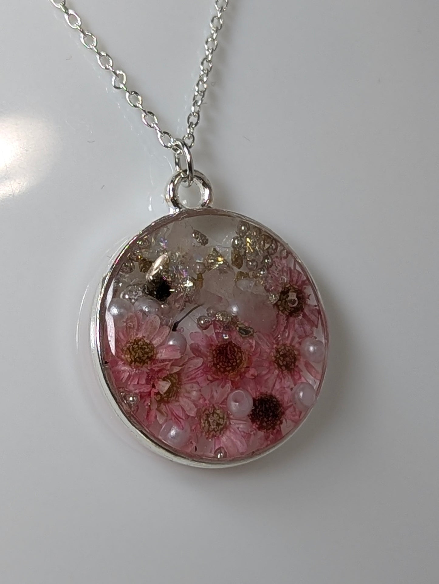 Pink Mini Daisy with Pearls Necklace 