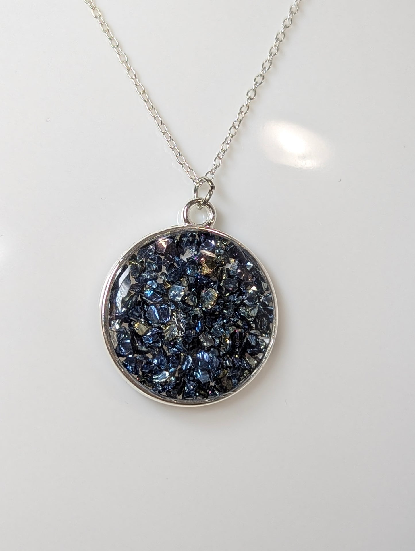 Gray Stones Resin Necklace