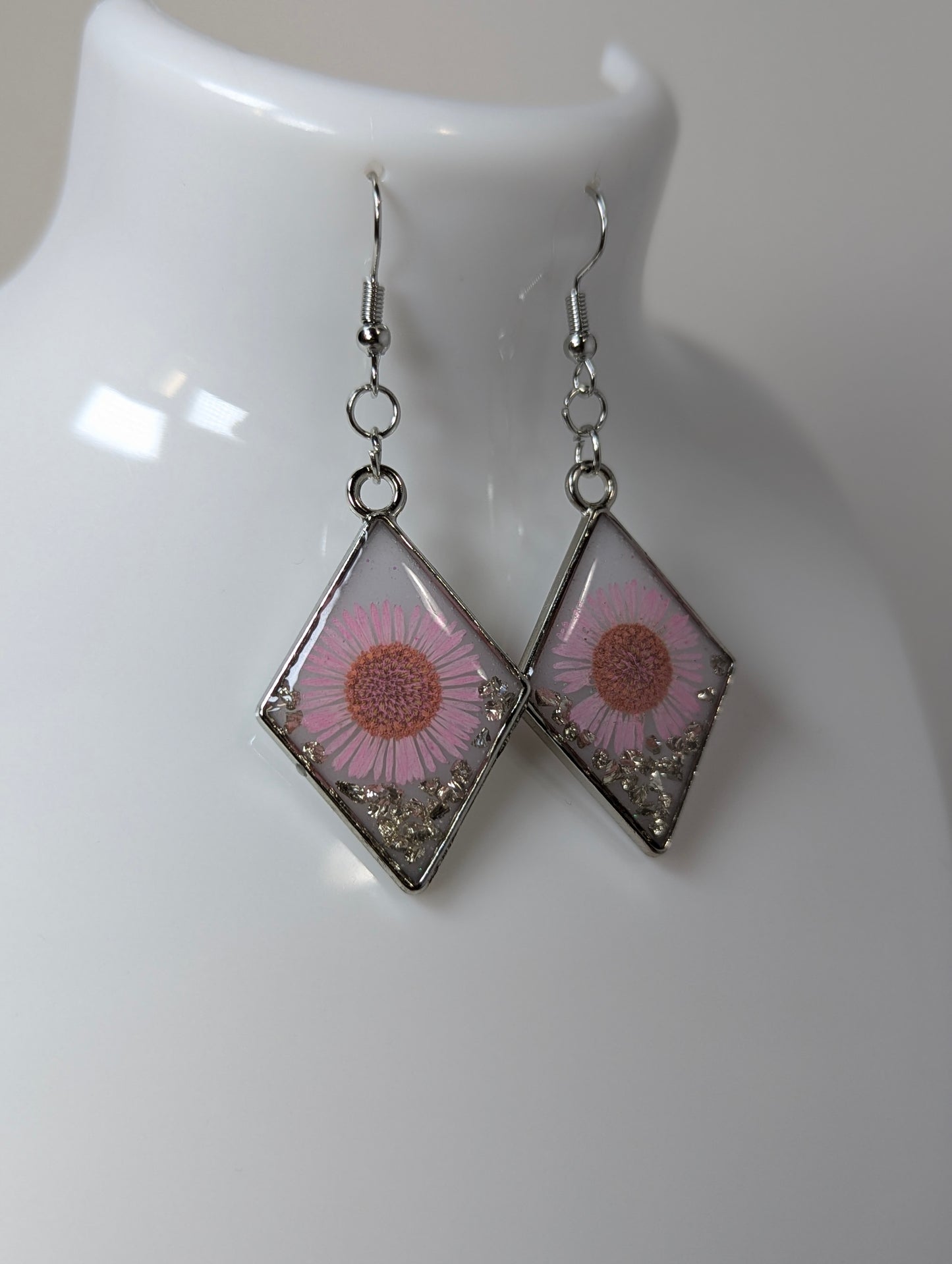 White Resin Earrings with Pink Daisy Flowers and Silver Stones