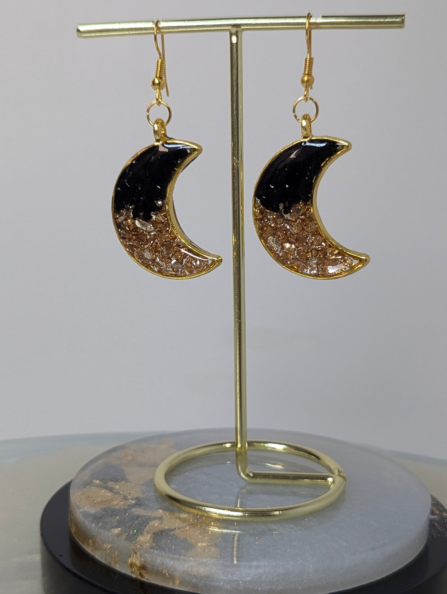 Black and Gold Stones Resin Earrings