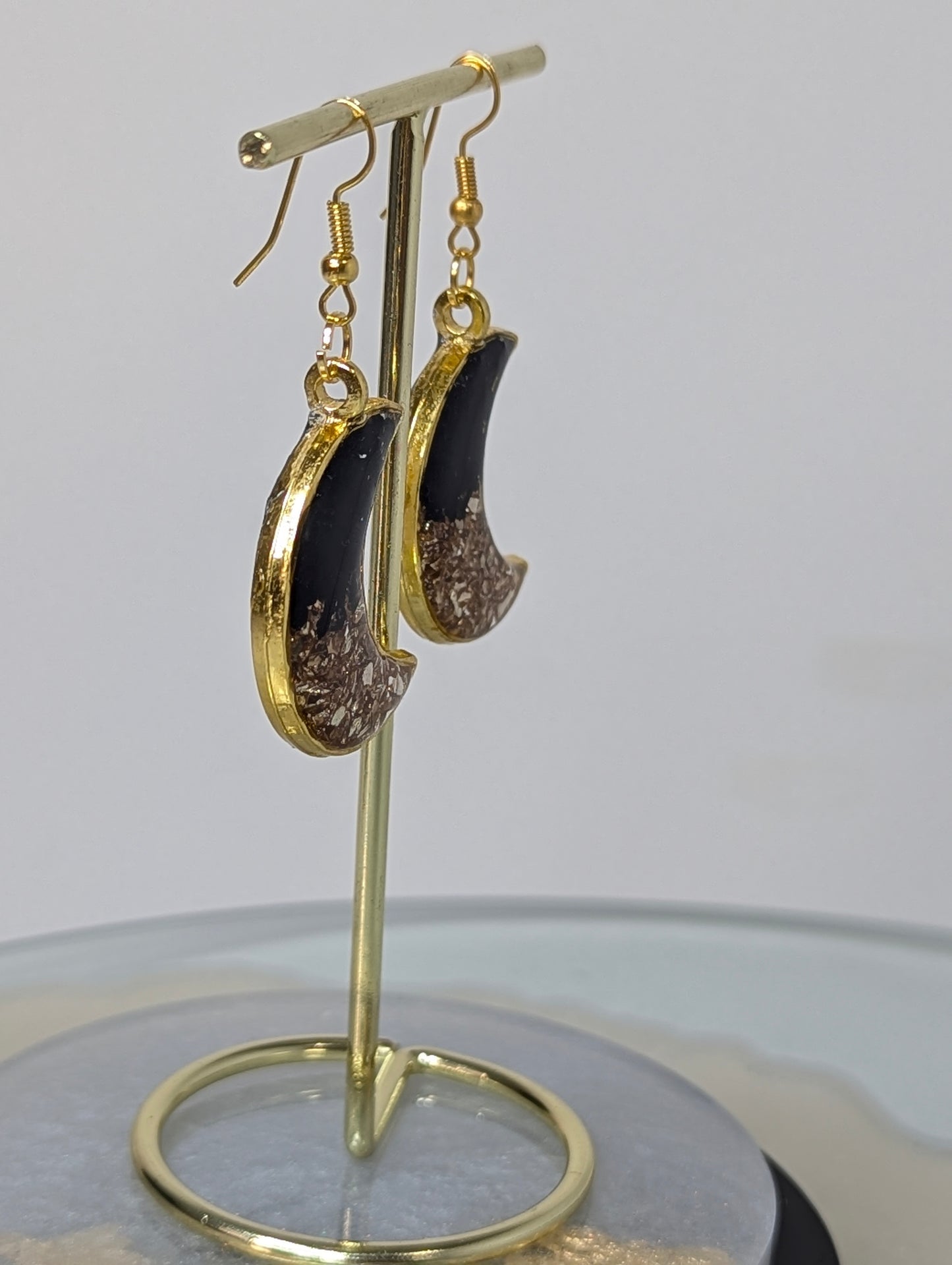 Black and Gold Stones Resin Earrings
