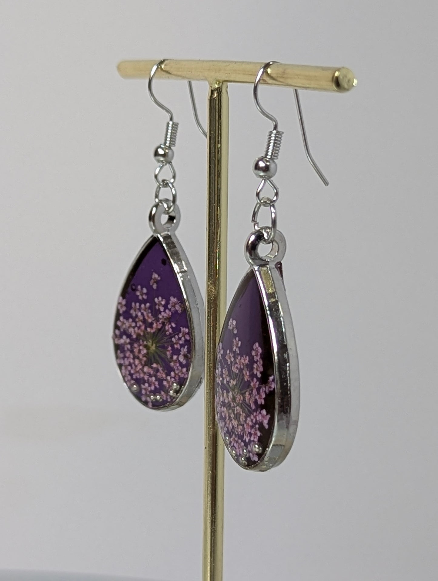 Lavender Flowers Resin Earrings -- Purple